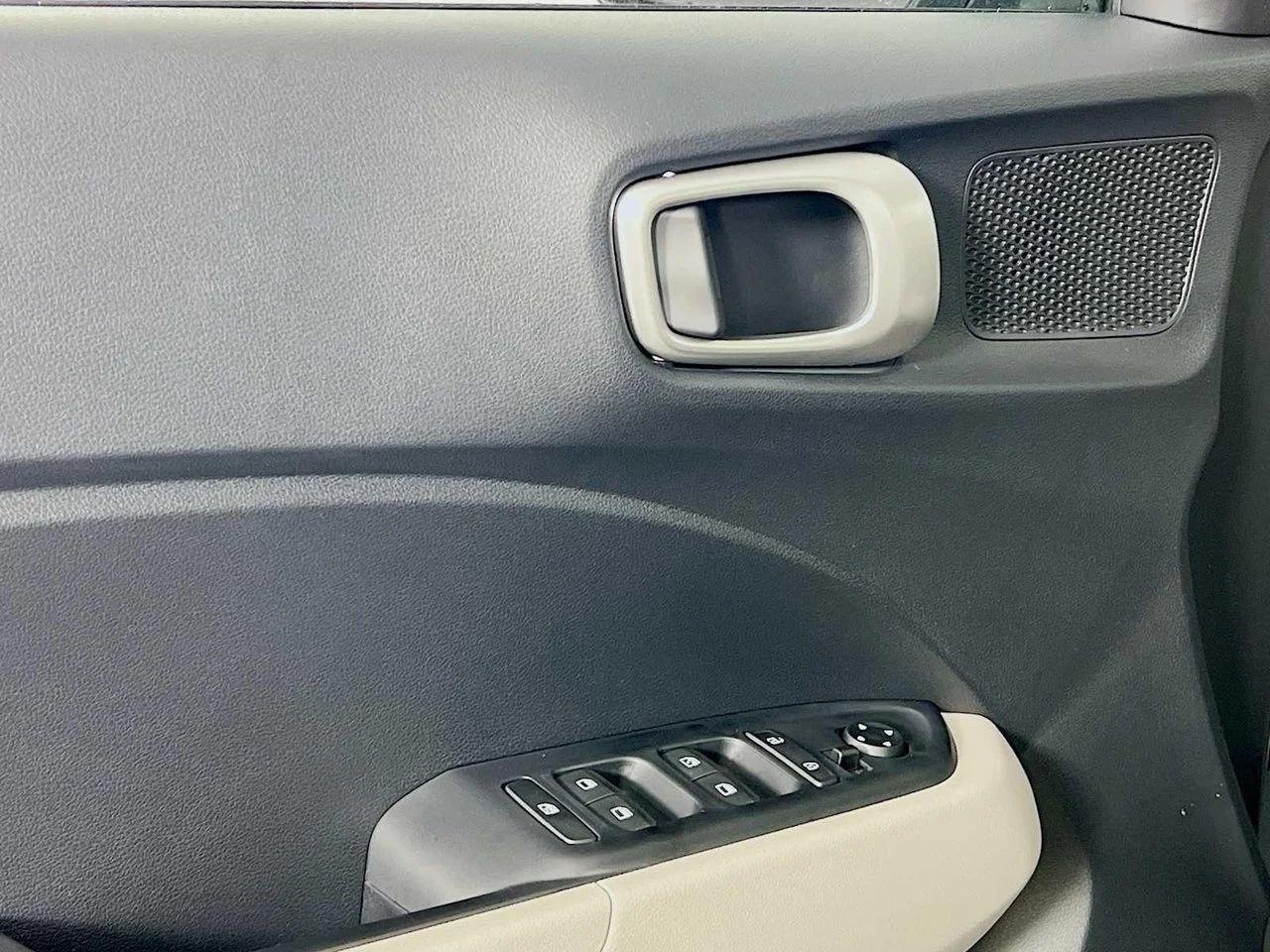 2026 Hyundai Venue — photo 16
