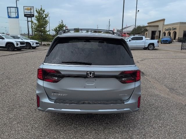 Used 2026 Silver Honda Touring image 3