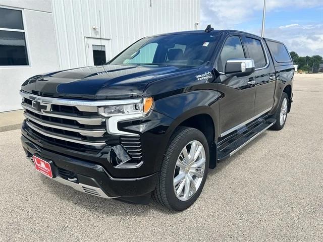 Used 2024 BLACK CHEVROLET High Country image 10