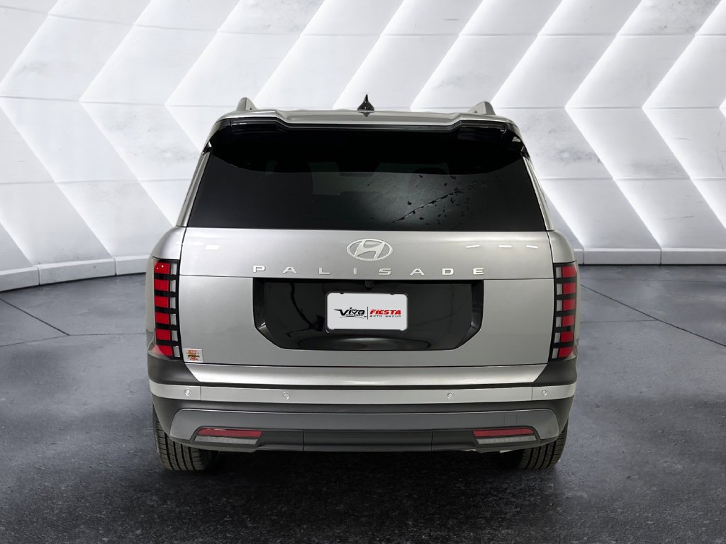 Used 2026 Silver Hyundai SEL Convenience image 5