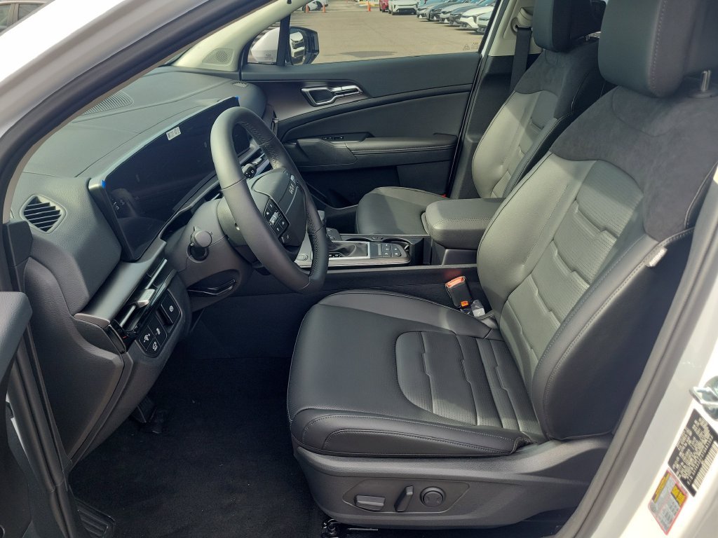 New 2026 Glacial White Pearl Kia SX Prestige image 23