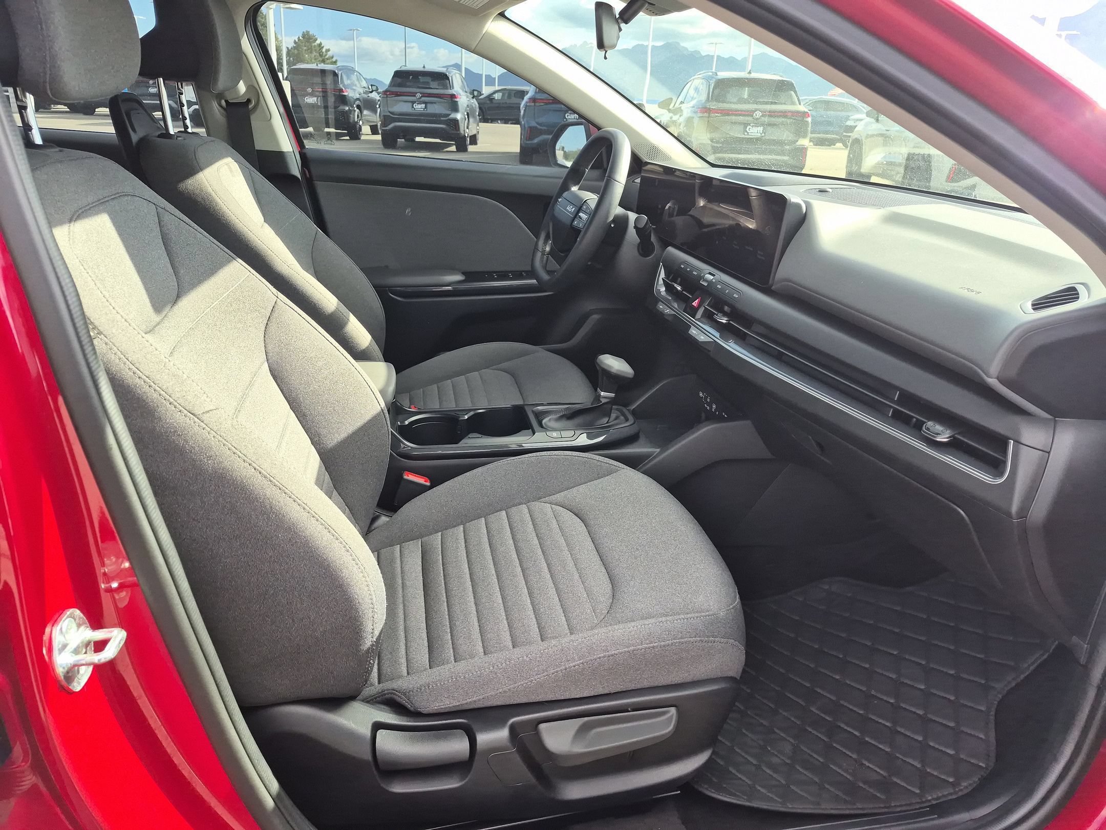 Used 2025 Currant Red Kia EX image 30