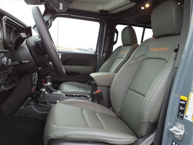 New 2026 Anvil Clear-Coat Exterior Paint Jeep Mojave image 12