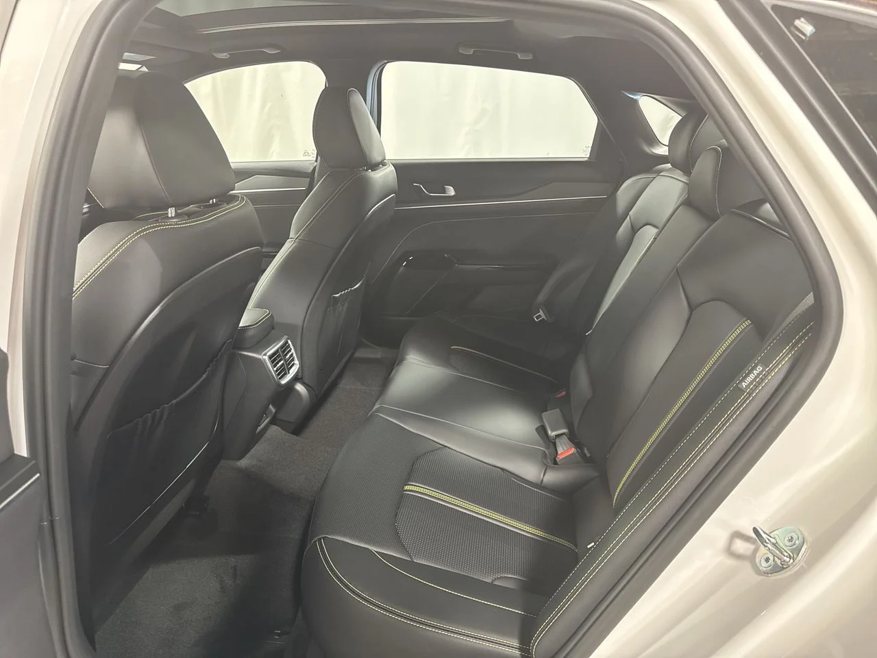 2026 Kia K5 GT - Photo 28