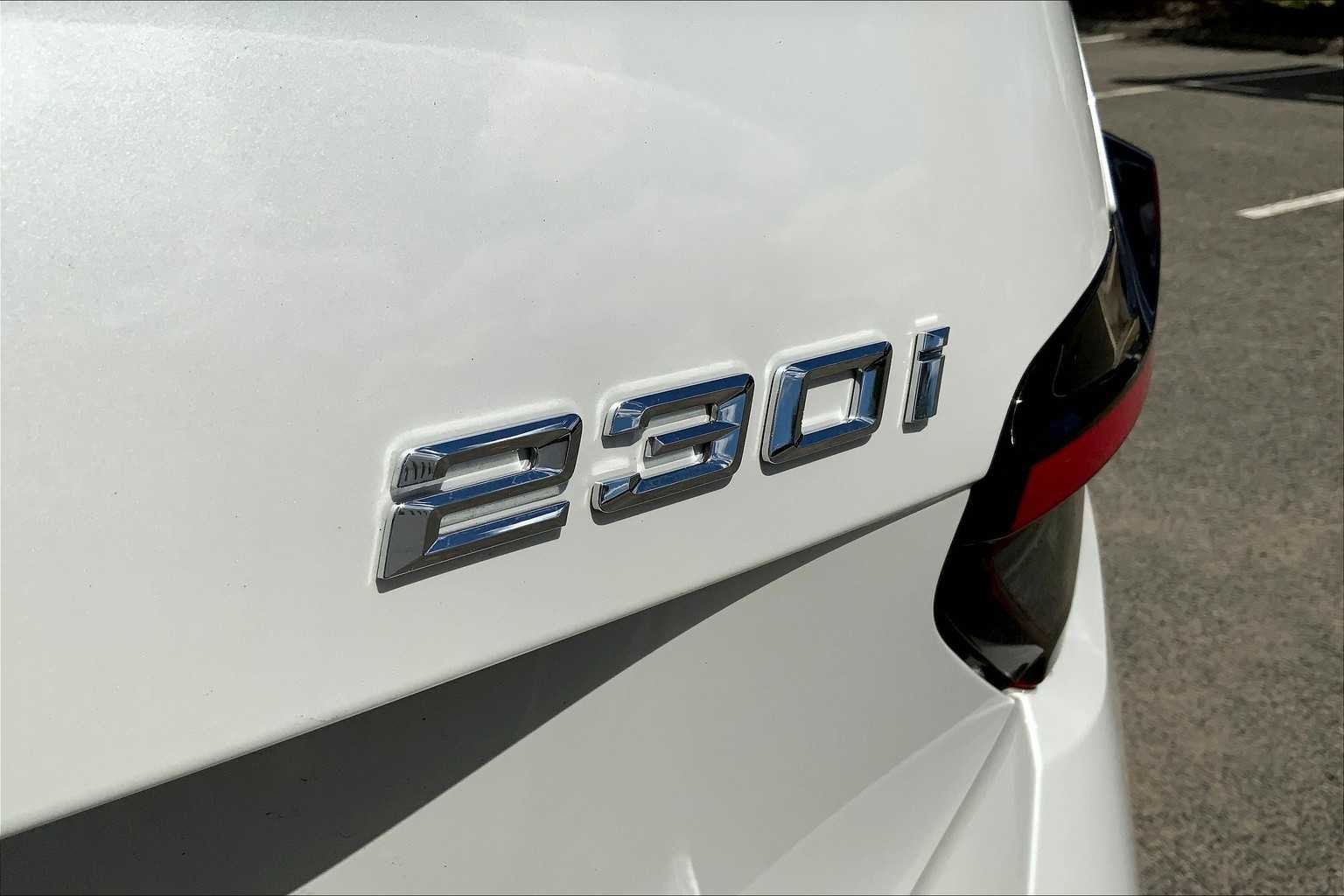 2025 BMW 2 Series 230i - Photo 15