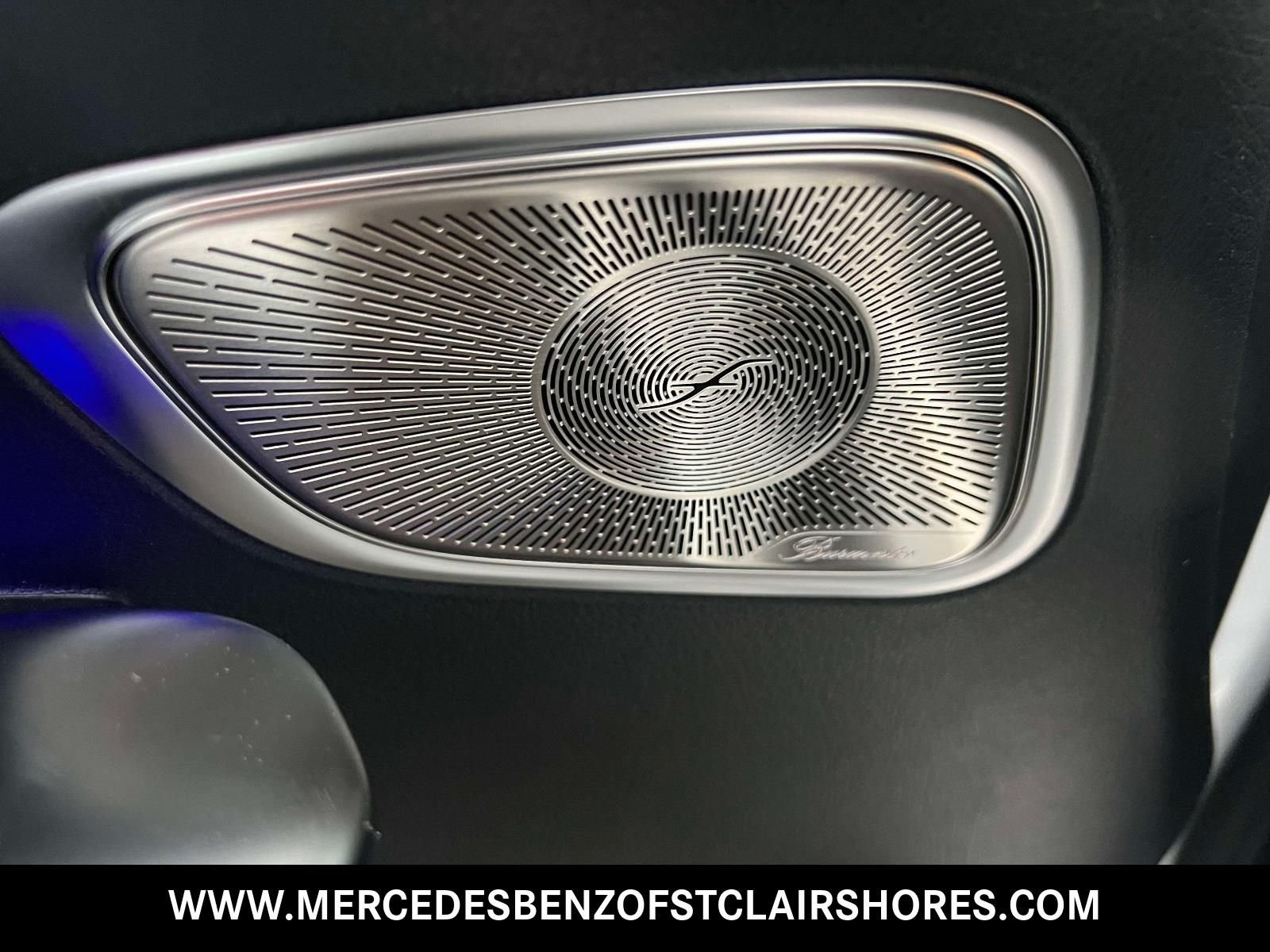 New 2027 MANUFAKTUR Moonlight White Metallic Mercedes-Benz AMG® GLC 53 4MATIC+ Coupe image 20