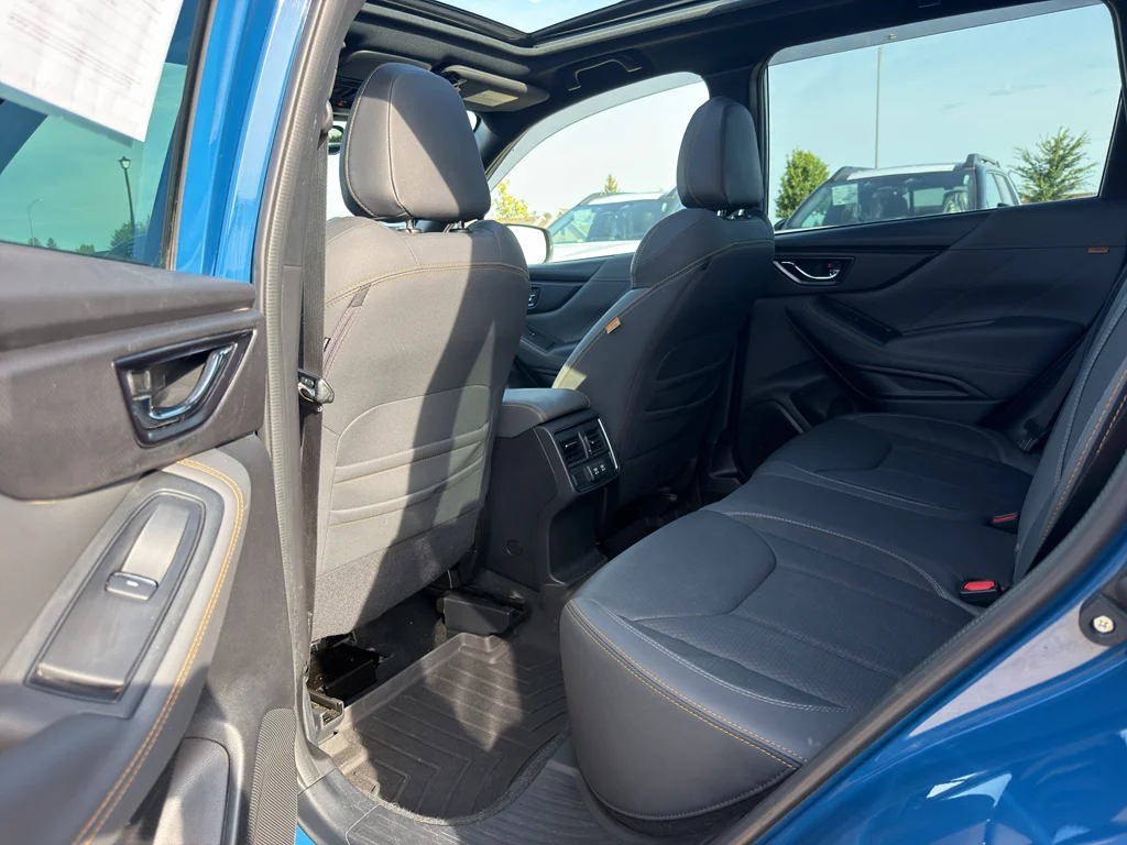 Used 2022 Geyser Blue Subaru Wilderness image 10