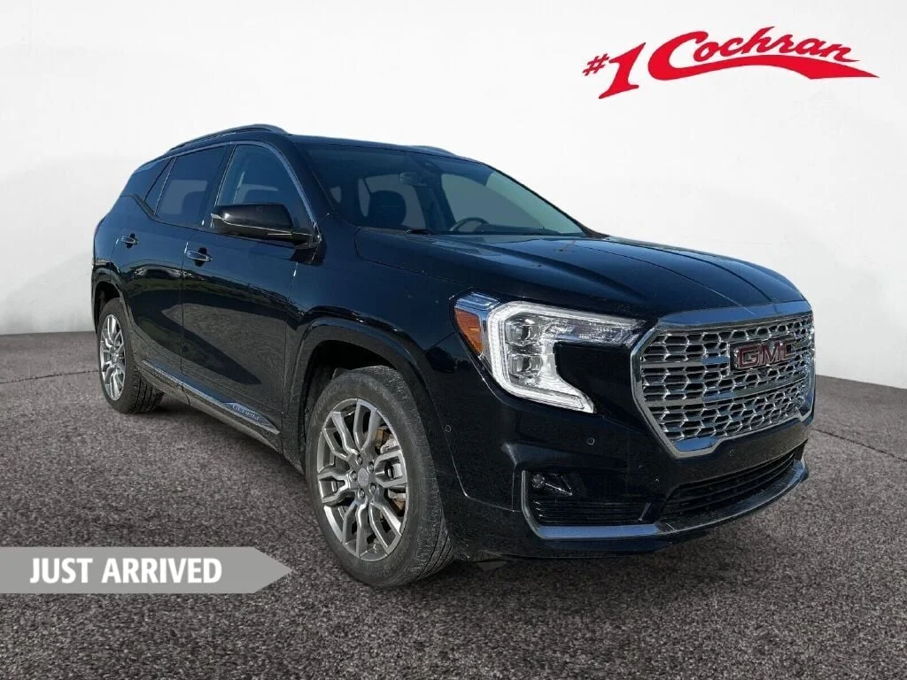 2023 GMC Terrain Denali AWD's photo