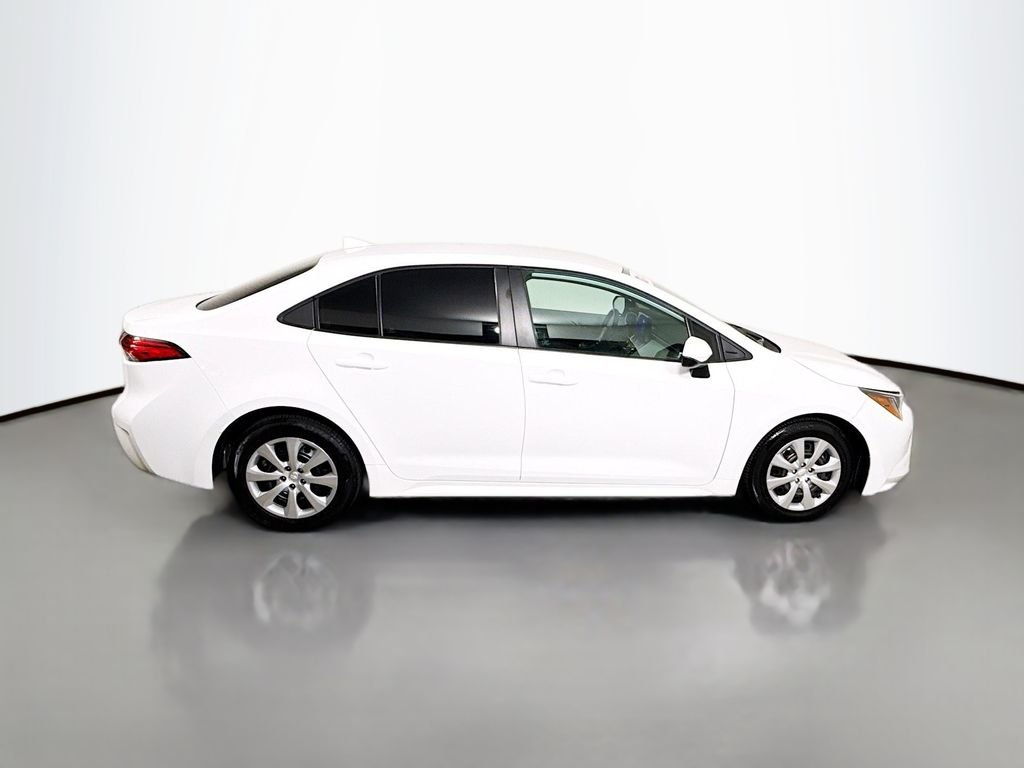 Used 2023 Ice Cap Toyota LE image 8