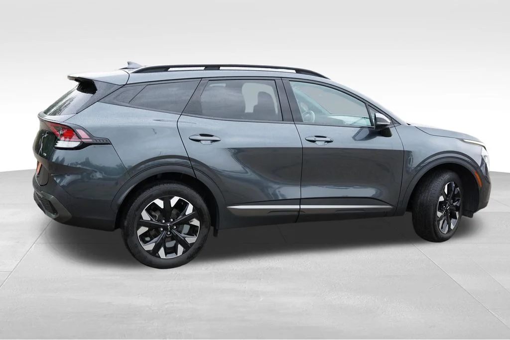 Used 2024 Gravity Gray Kia X-Line image 4