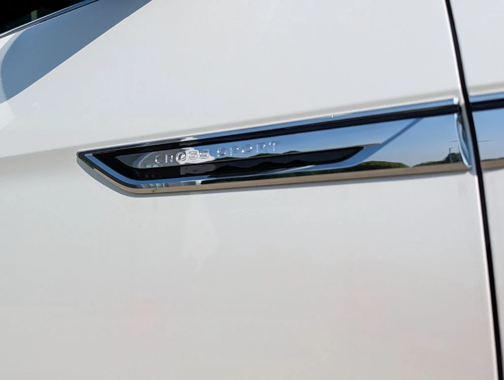 New 2026 White/off-white Volkswagen 2.0T SE w/Technology image 3