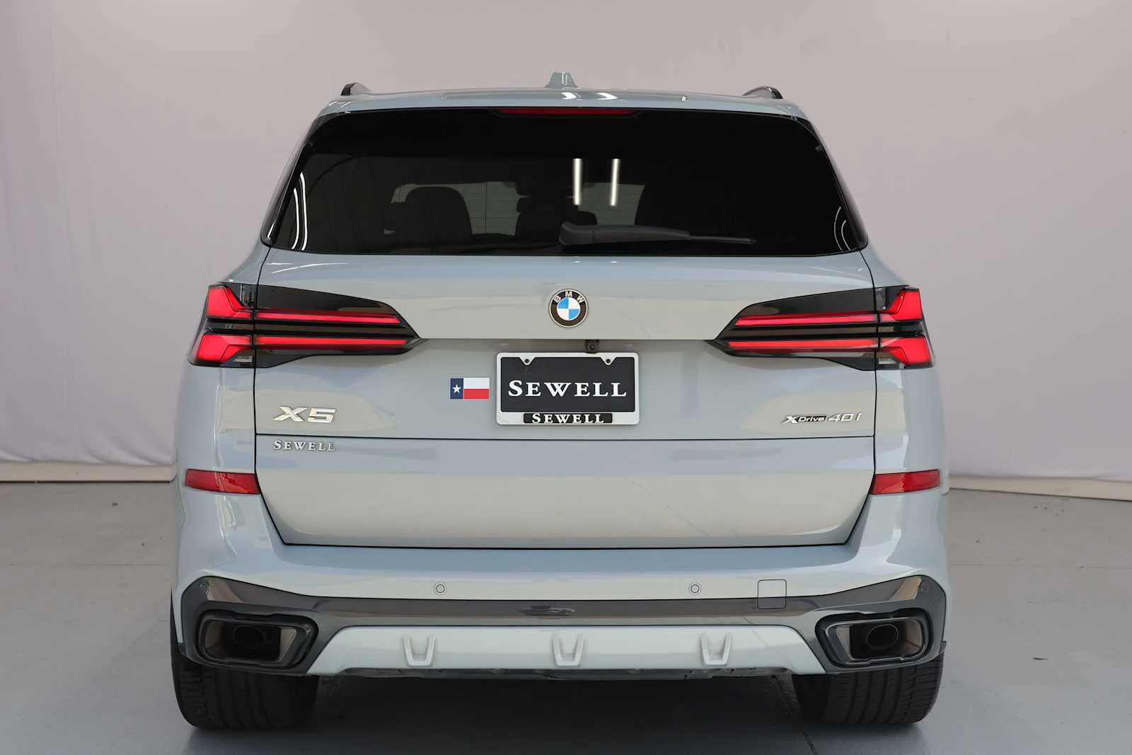 Certified Used 2024 Brooklyn Grey Metallic BMW xDrive40i image 8
