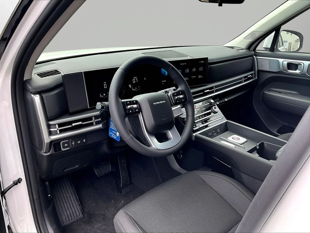 New 2026 White Hyundai SE image 7