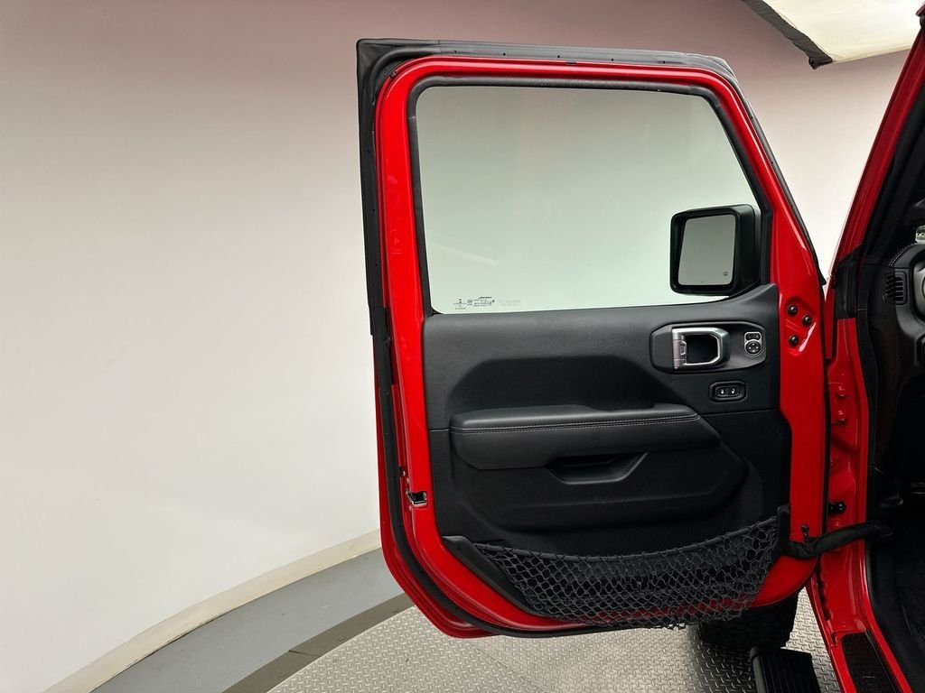 Used 2023 Red Clearcoat Jeep Rubicon image 21