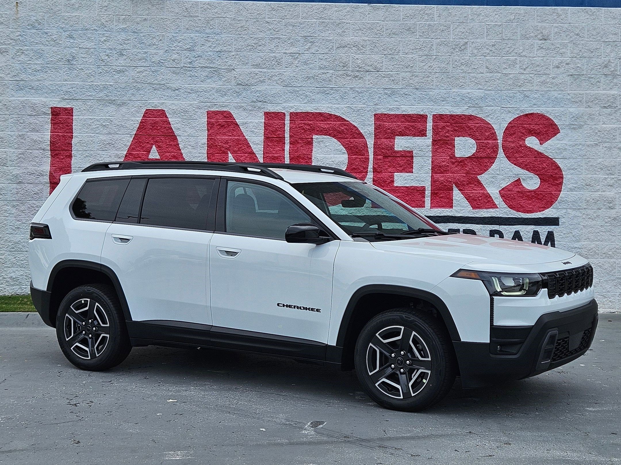 2026 Jeep Cherokee Laredo HEV 4X4's photo