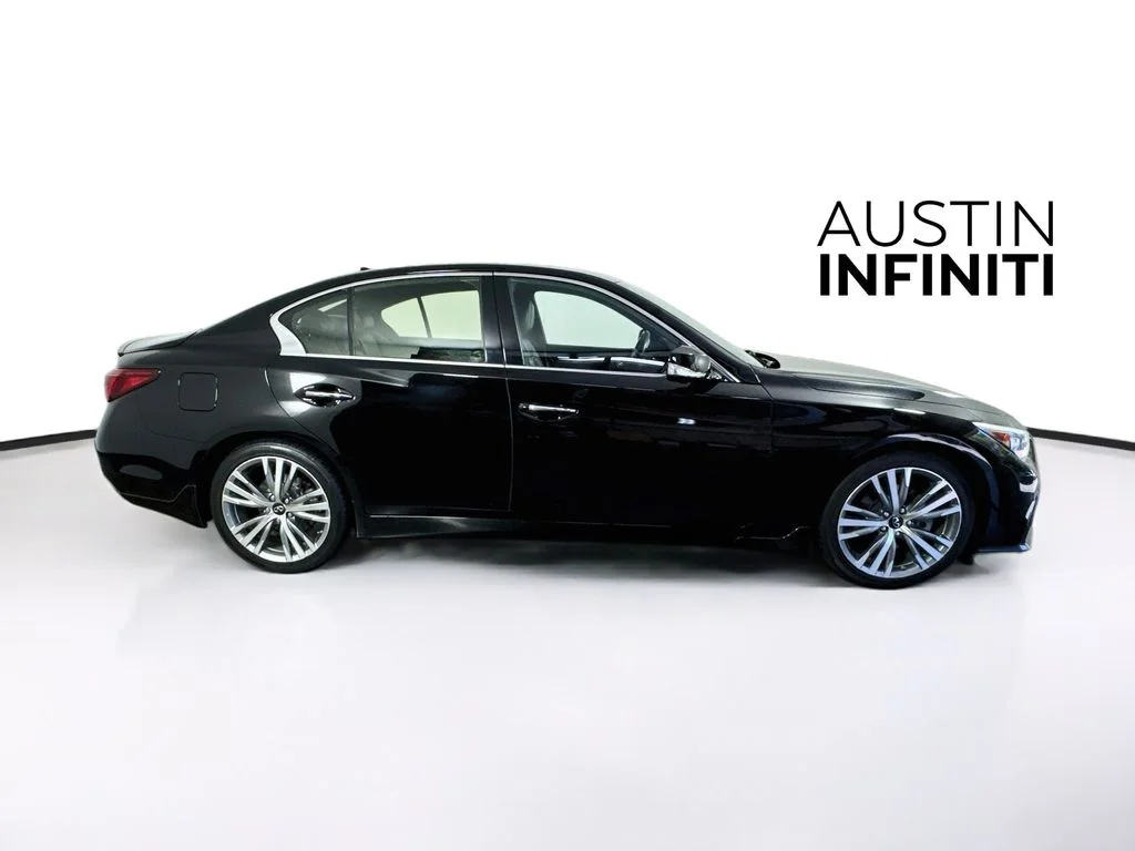 Certified Used 2022 Black Obsidian INFINITI SENSORY image 10