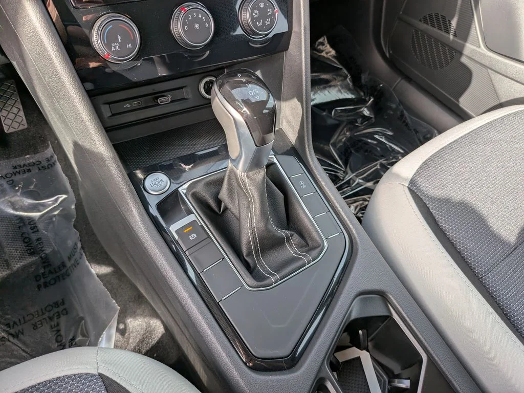 New 2026 White Volkswagen 1.5T S image 22