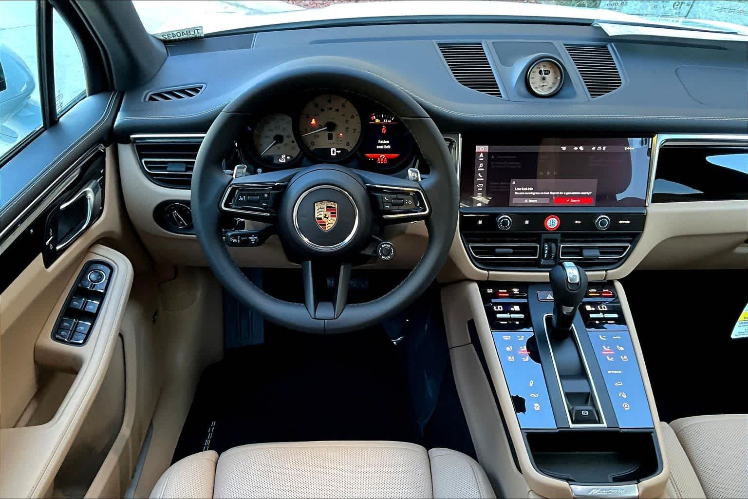 2026 Porsche Macan S - Photo 15