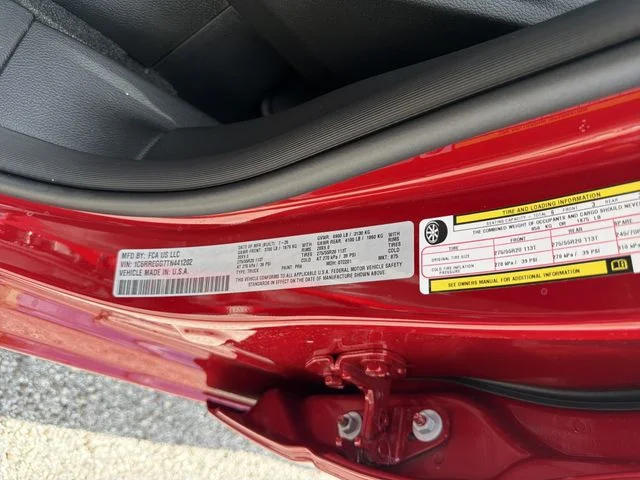 New 2026 Molten Red Pearl-Coat Exterior Paint RAM Express image 31