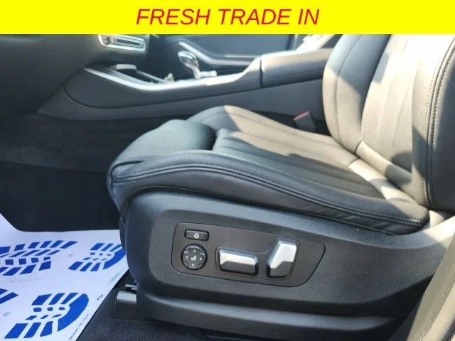 Used 2022 Blue BMW xDrive40i image 14