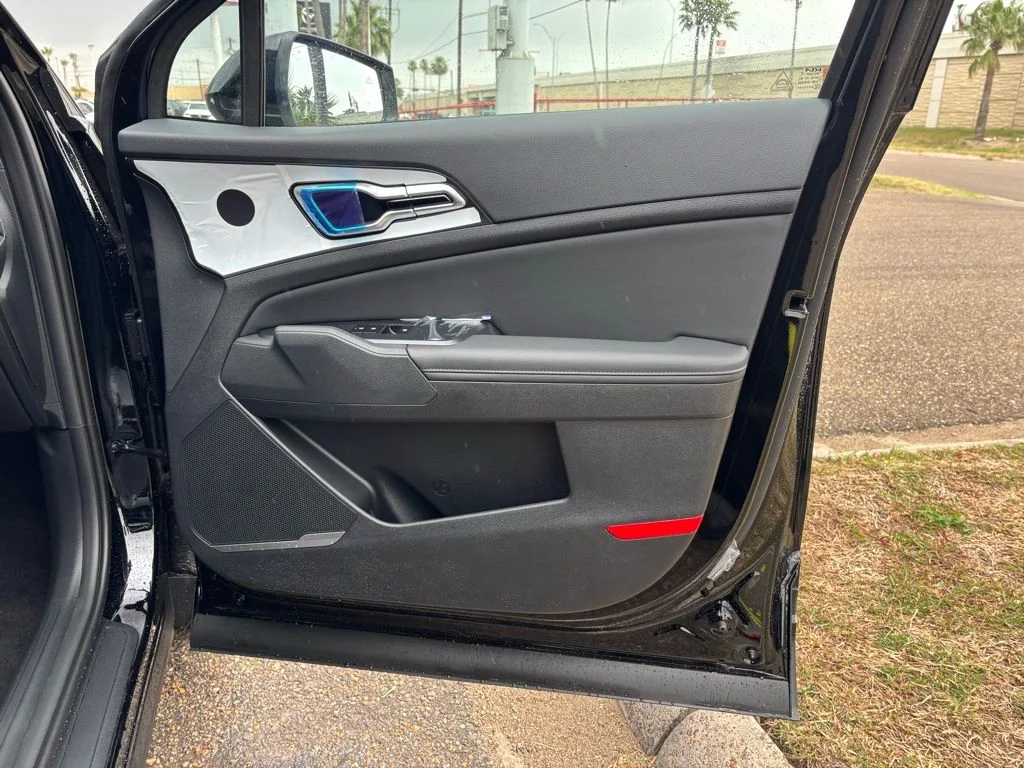 2026 Kia Sportage SX - Photo 21