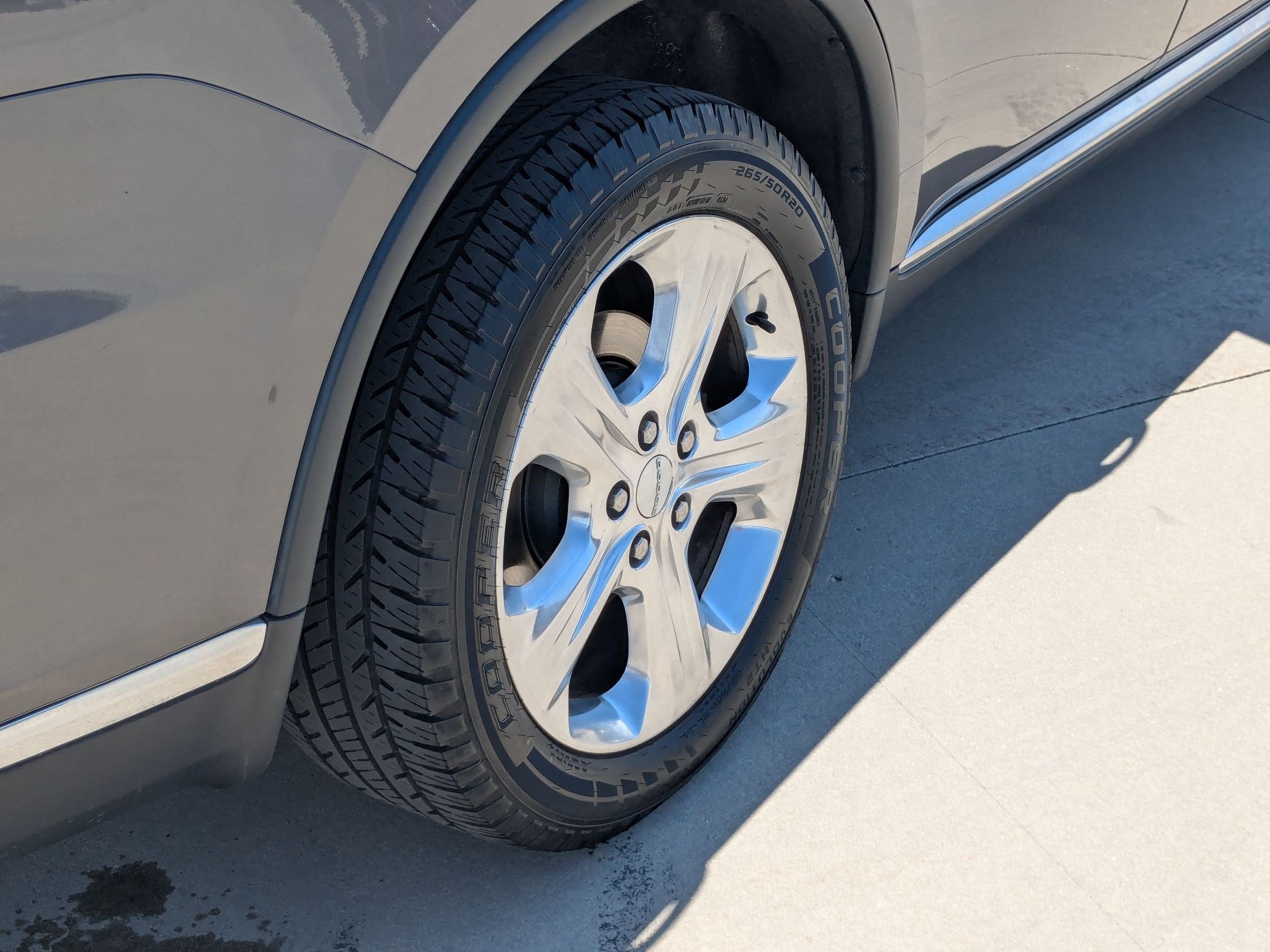 Used 2014 Black Dodge Limited image 12