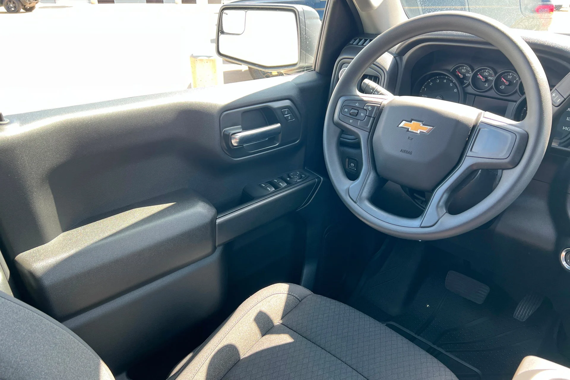 2026 Chevrolet Silverado 1500 Custom - Photo 11