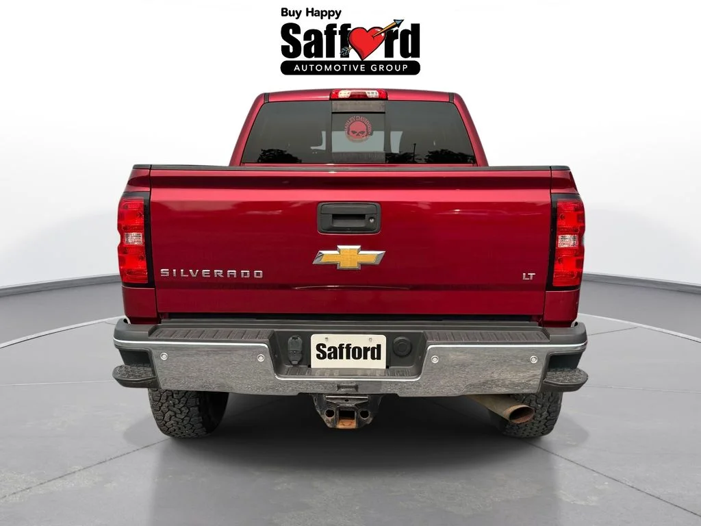 Used 2018 Red Chevrolet LT image 4