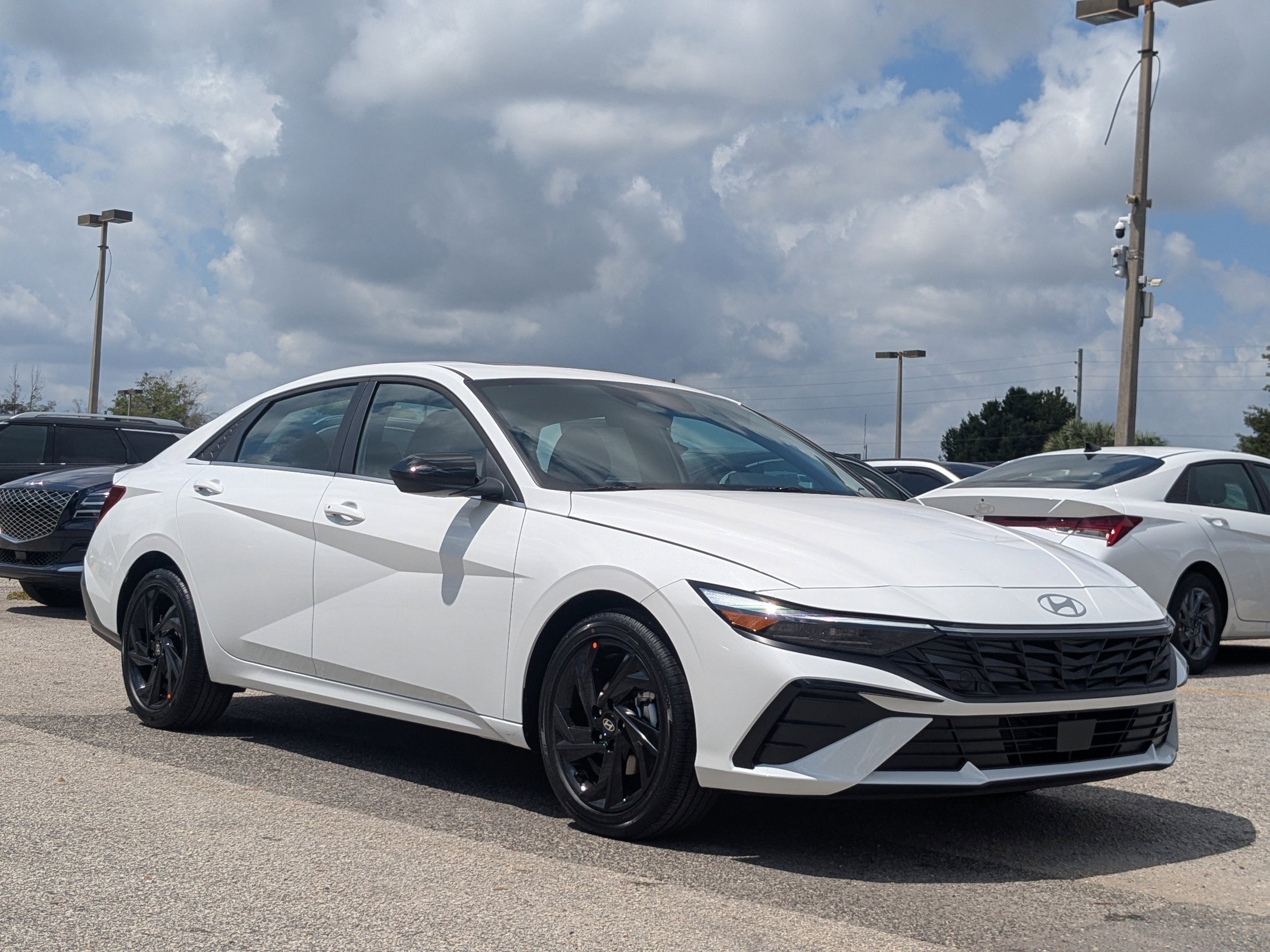 Used 2026 Serenity White Hyundai SEL Sport Premium image 1