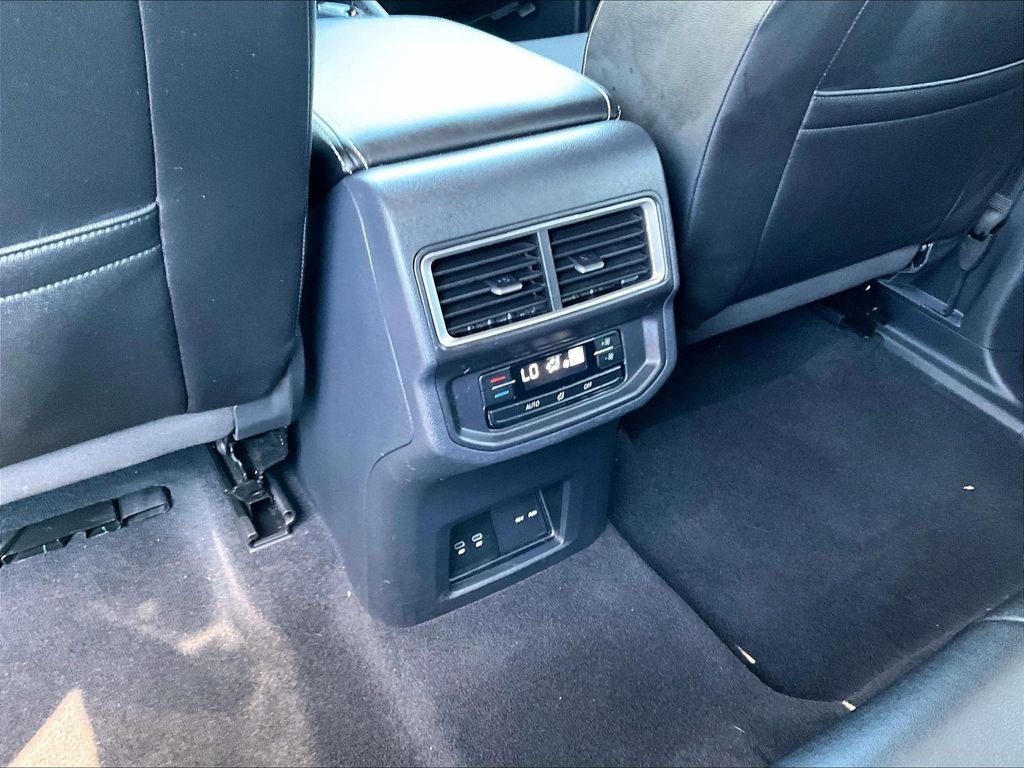 Used 2026 Silver Volkswagen SE w/Technology image 12