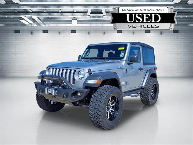 Used 2018 GRAY Jeep Sport image 1