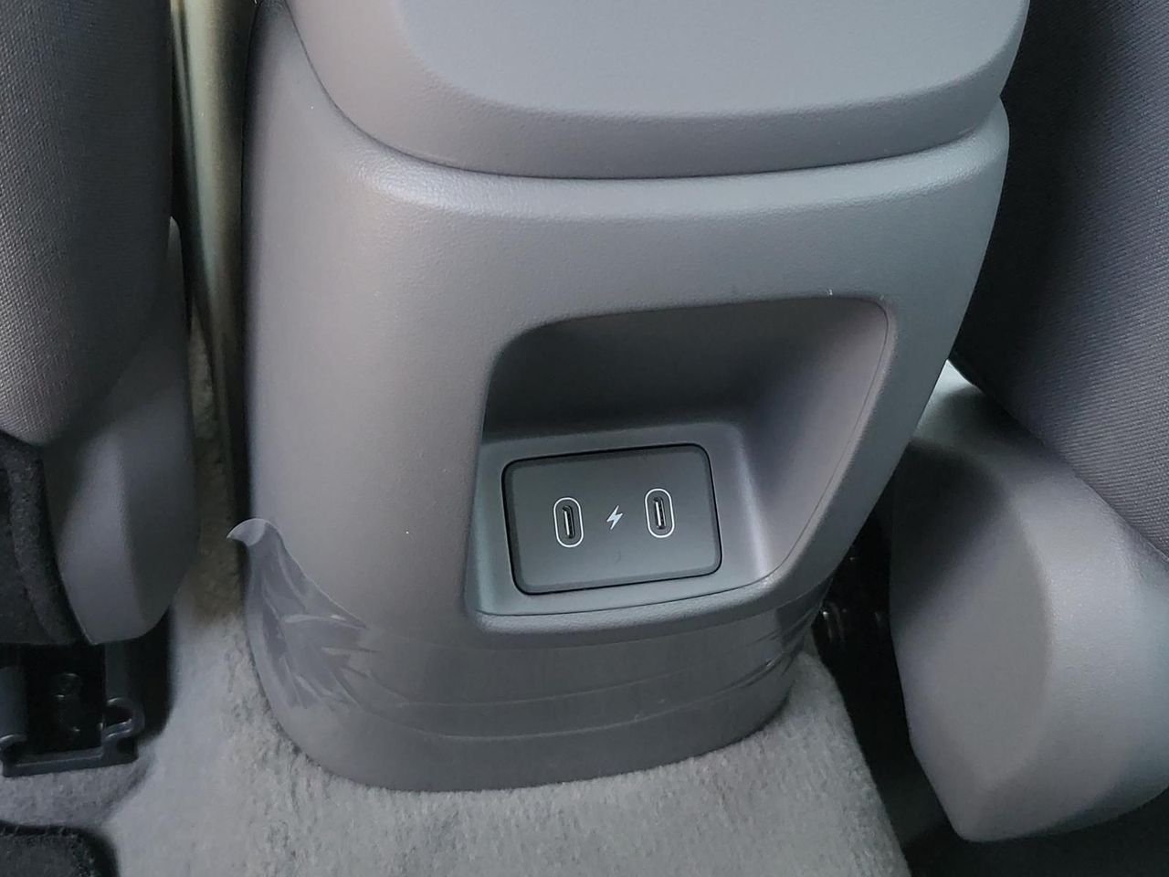 New 2026 Amazon Gray Hyundai SE image 10