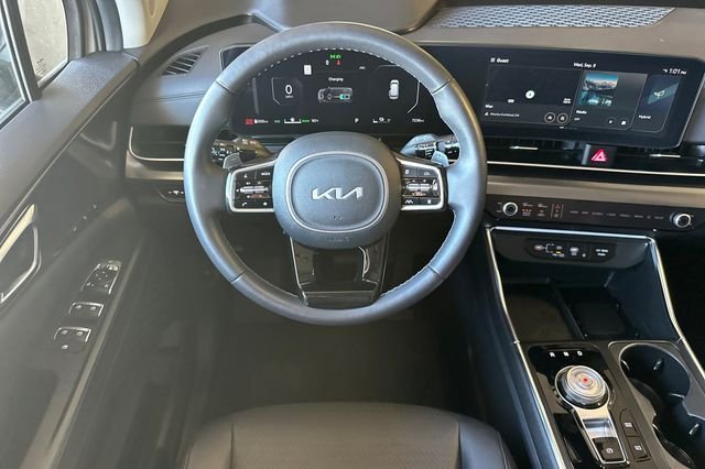 Used 2026 White Kia SX Prestige image 13