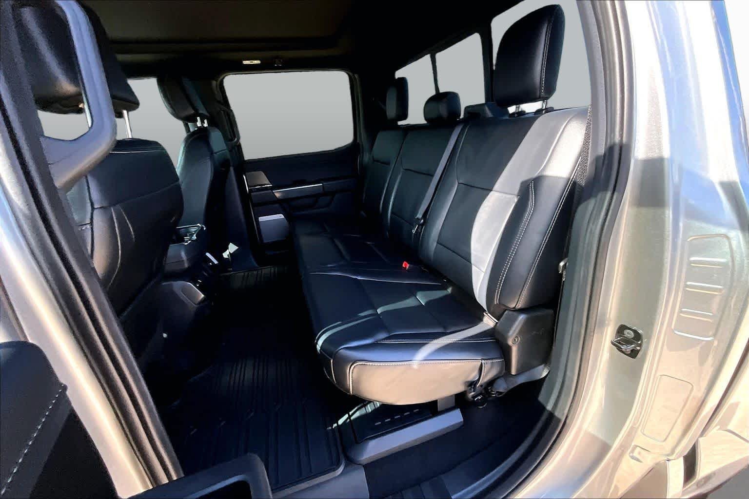 Certified Used 2024 Iconic Silver Metallic Ford XLT image 21