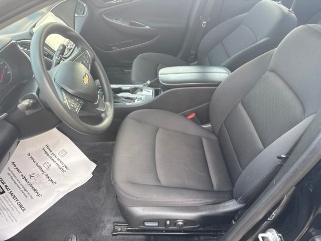 Used 2025 Black Chevrolet LT image 22