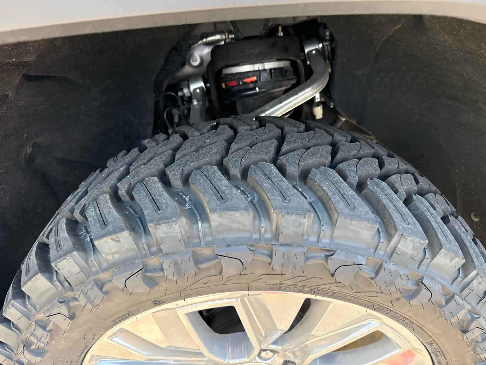 Used 2022 GMC Sierra 1500 Limited Denali with VIN 1GTU9FEL3NZ184978 for sale in Little Rock