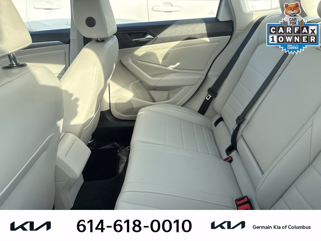 Used 2023 White Volkswagen 1.5T SE image 10