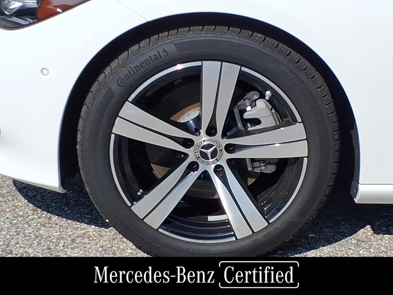 Certified Used 2025 Polar White Mercedes-Benz C 300 image 4