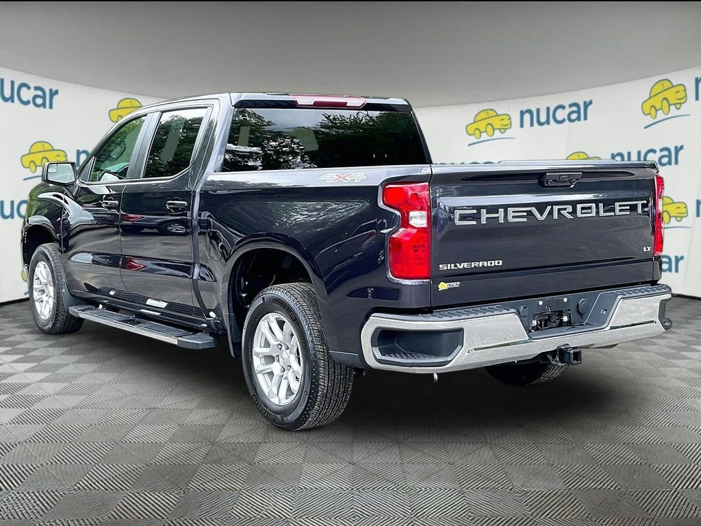 Used 2023 Gray Chevrolet LT image 4