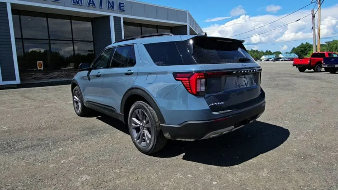 New 2026 Vapor Blue Metallic Ford Active image 6