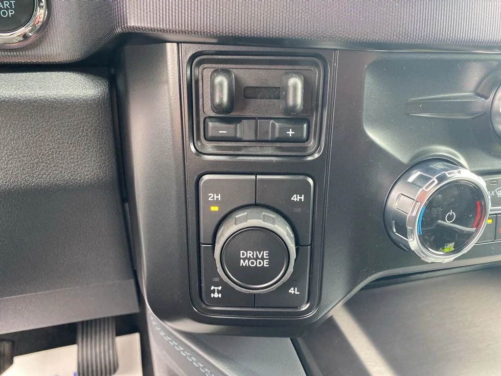 New 2026 Agate Black Metallic Ford F-250® Platinum® image 29
