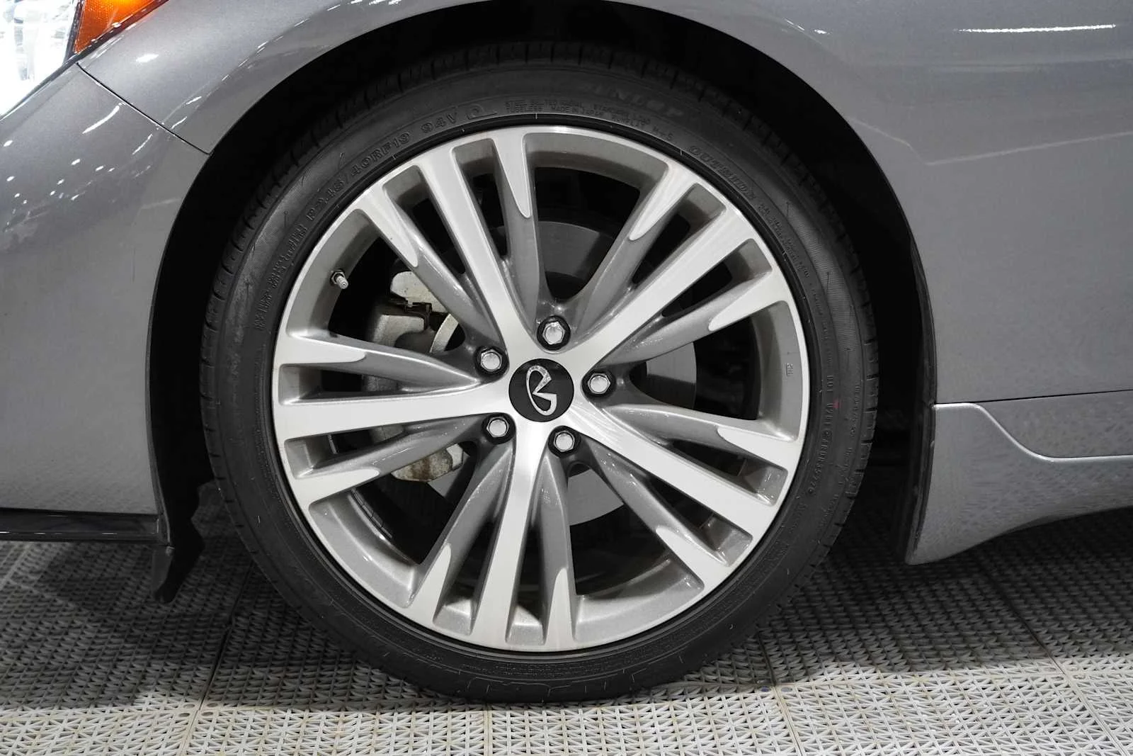 Used 2023 Graphite Shadow INFINITI SENSORY image 8