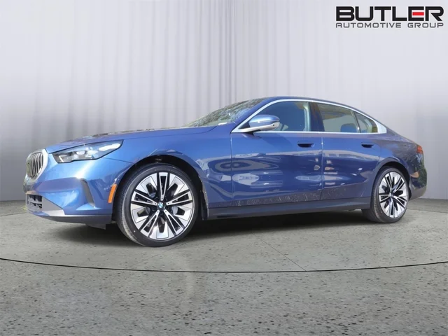 2026 BMW 5 Series 530i