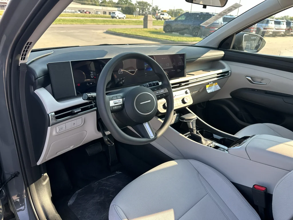 New 2026 Hampton Gray Hyundai SE image 3