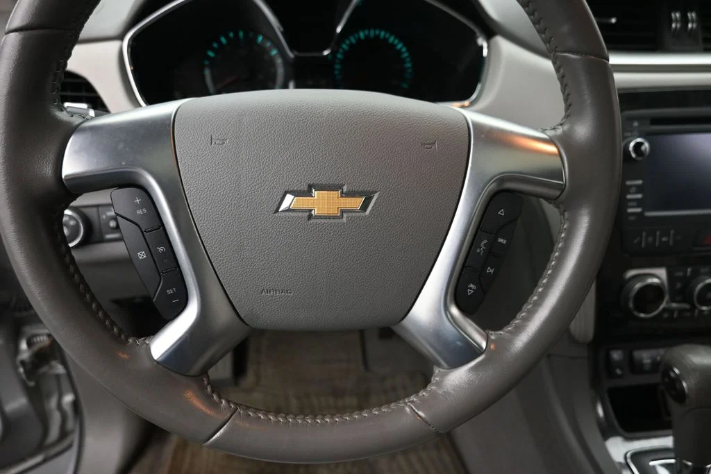 Used 2017 Silver Chevrolet 2LT image 20
