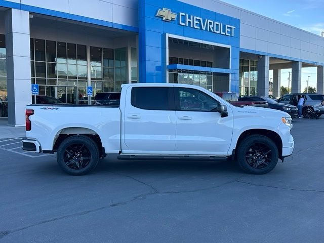 Used 2024 Summit White Chevrolet RST image 8