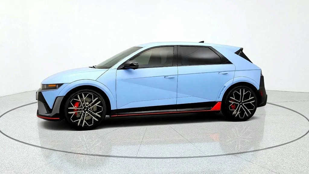 Used 2025 Performance Blue Matte Hyundai AWD image 8