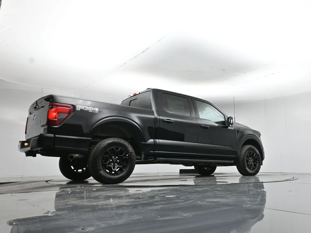 New 2026 Agate Black Metallic Ford XLT image 53