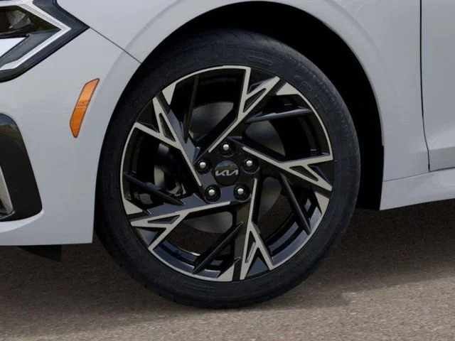 2026 Kia K5 GT-Line - Photo 9