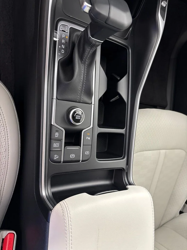New 2026 Glacial White Pearl Kia EX image 43